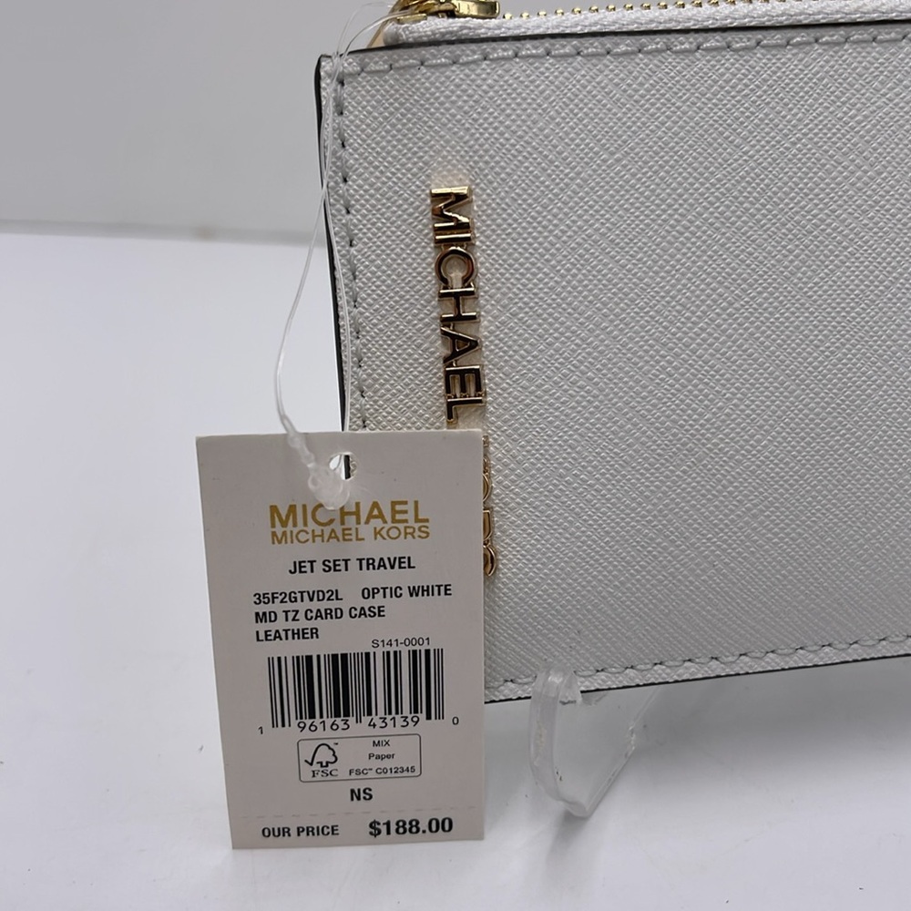 Michael Kors Jet Set Travel Medium Leather Zip Around Card Case
Optic White 
NWT - Picture 8 of 16